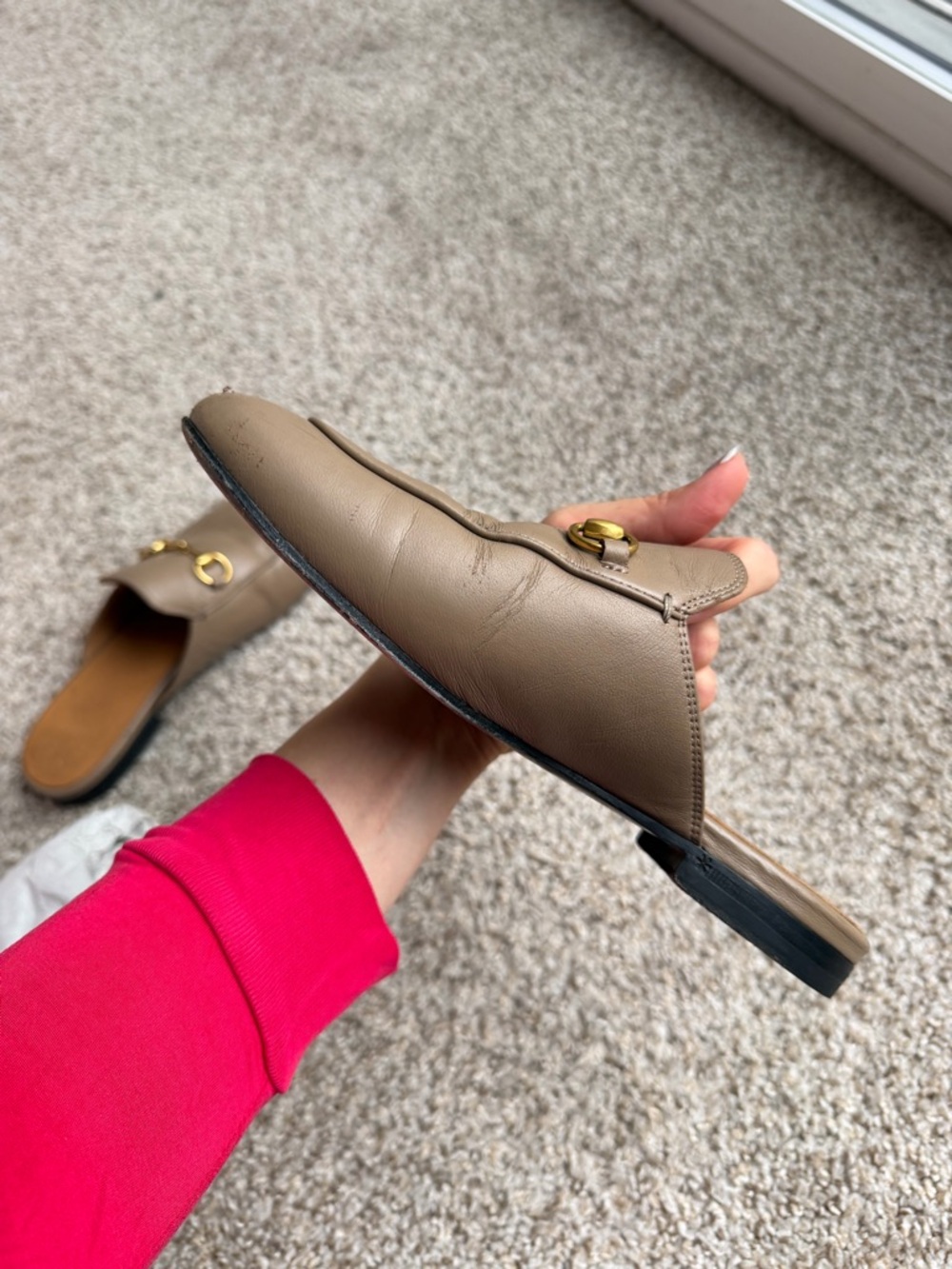 Gucci Women's Taupe Leather Horsebit Mules - Picture 9 of 10